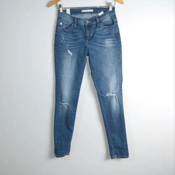 26 Kancan Distressed Medium Wash Skinny Jeans - Picture 1 of 4